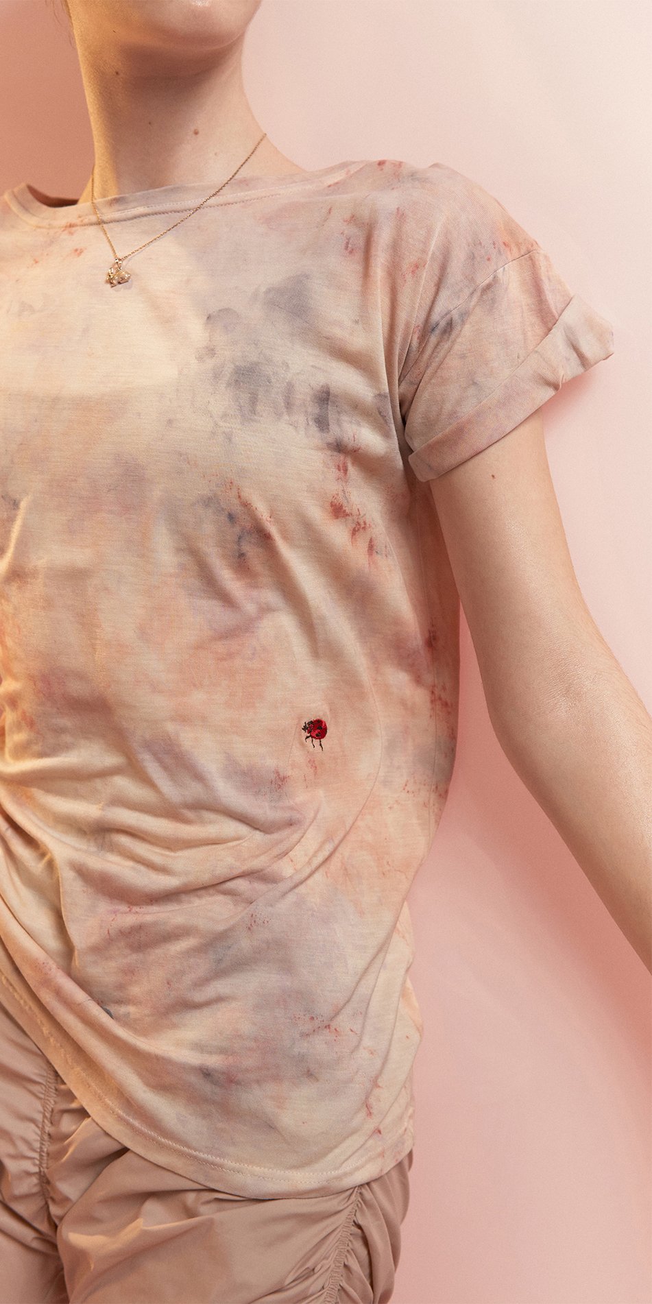 SUN KISSED hand dyed t shirt with embroidered bugs coral multicolor 6